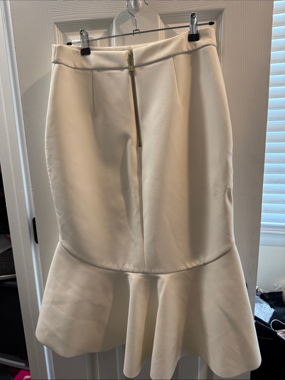 Ted Baker (sz 8) High-Low Ruffle Women's Skirt - Picture 2 of 4